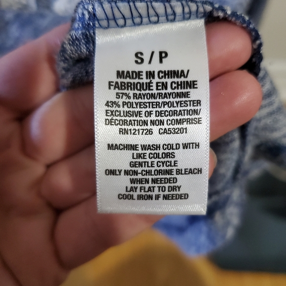 Blue three quarter sleeve shirt with elephant - Picture 4 of 4